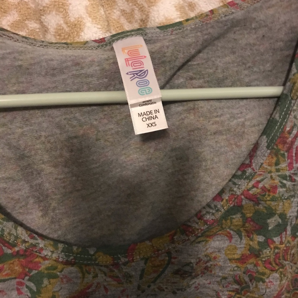 Perfect tee - Picture 2 of 2